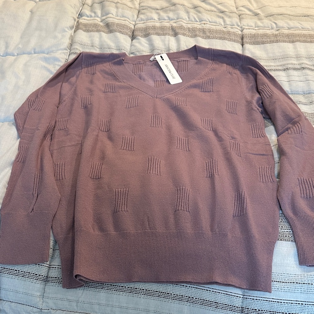 Women's Mauve V-Neck Sweater